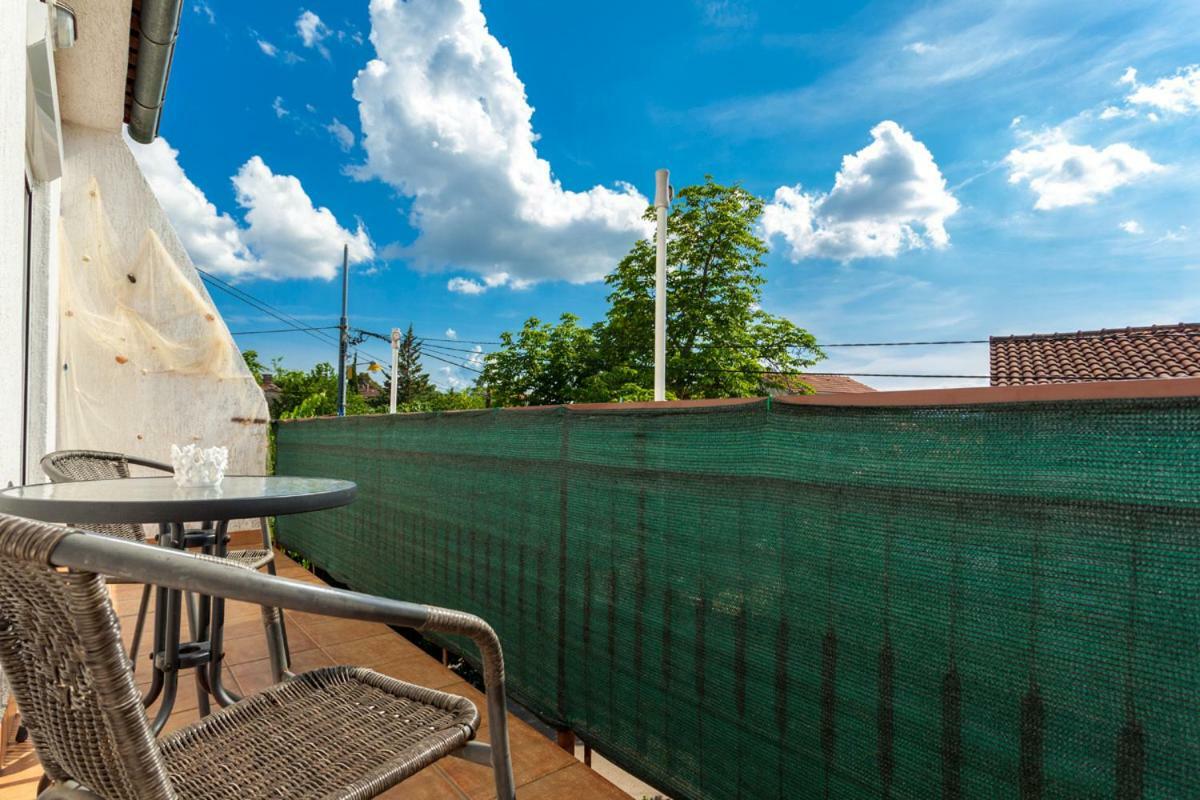 Marina Apartment Malinska Luaran gambar