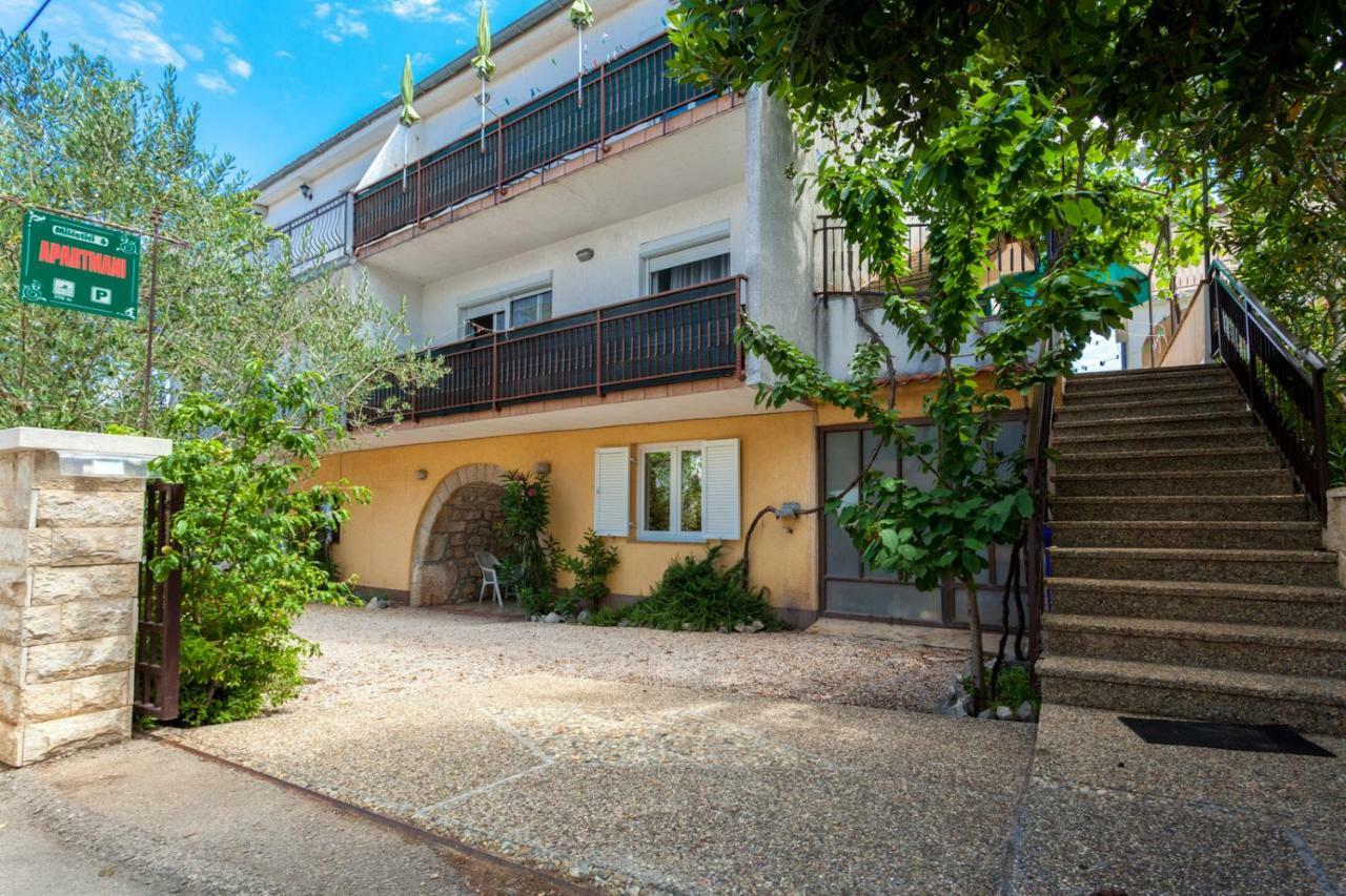 Marina Apartment Malinska Luaran gambar
